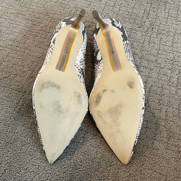 Sam Edelman Heel, Size 10 - Picture 3 of 6